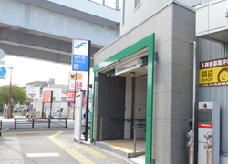 地下鉄「次郎丸駅」１番出口
